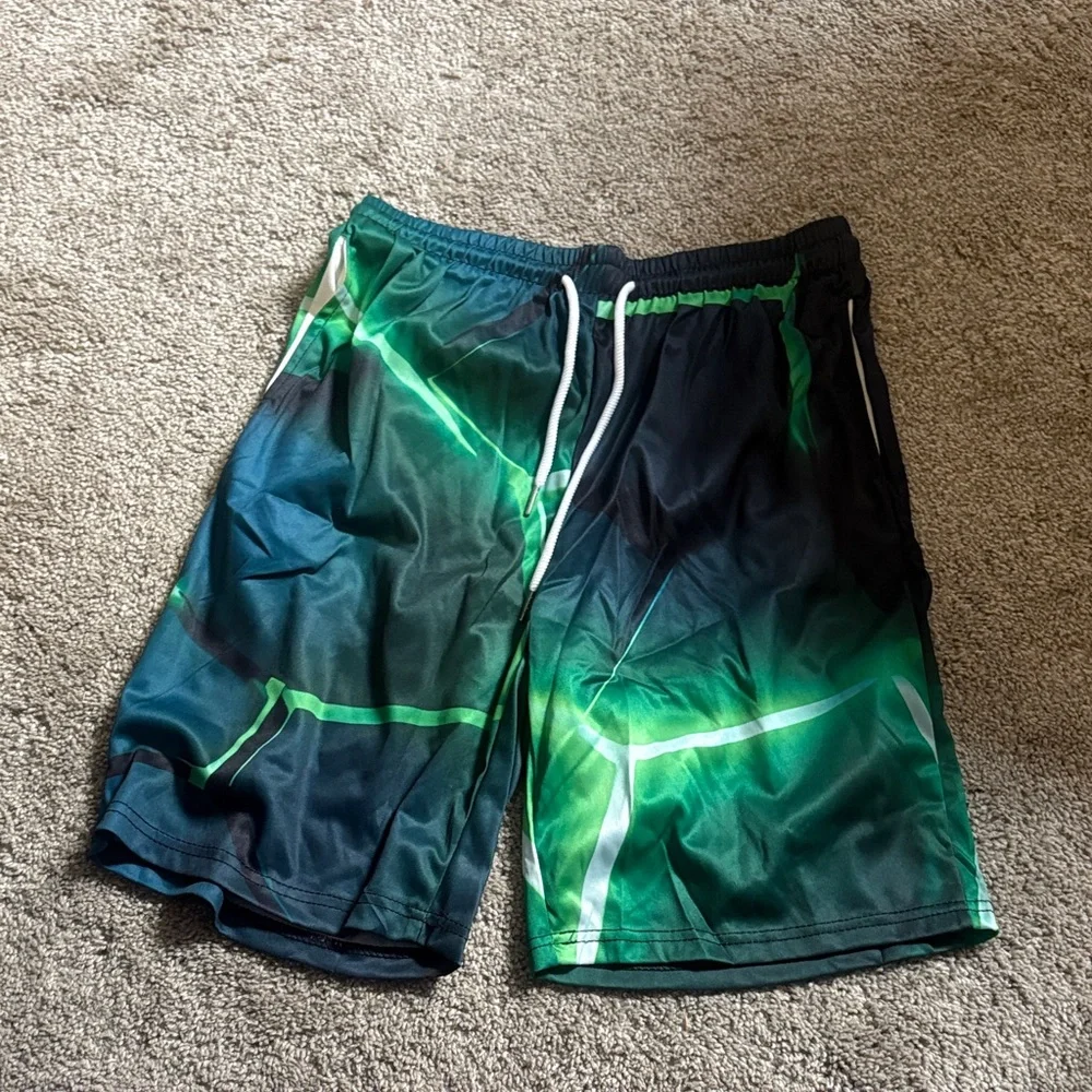 New Lightweight Green and Black Athletic Shorts for swim XL